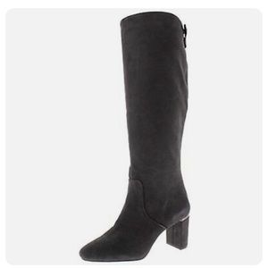 New!! Gray suede boots